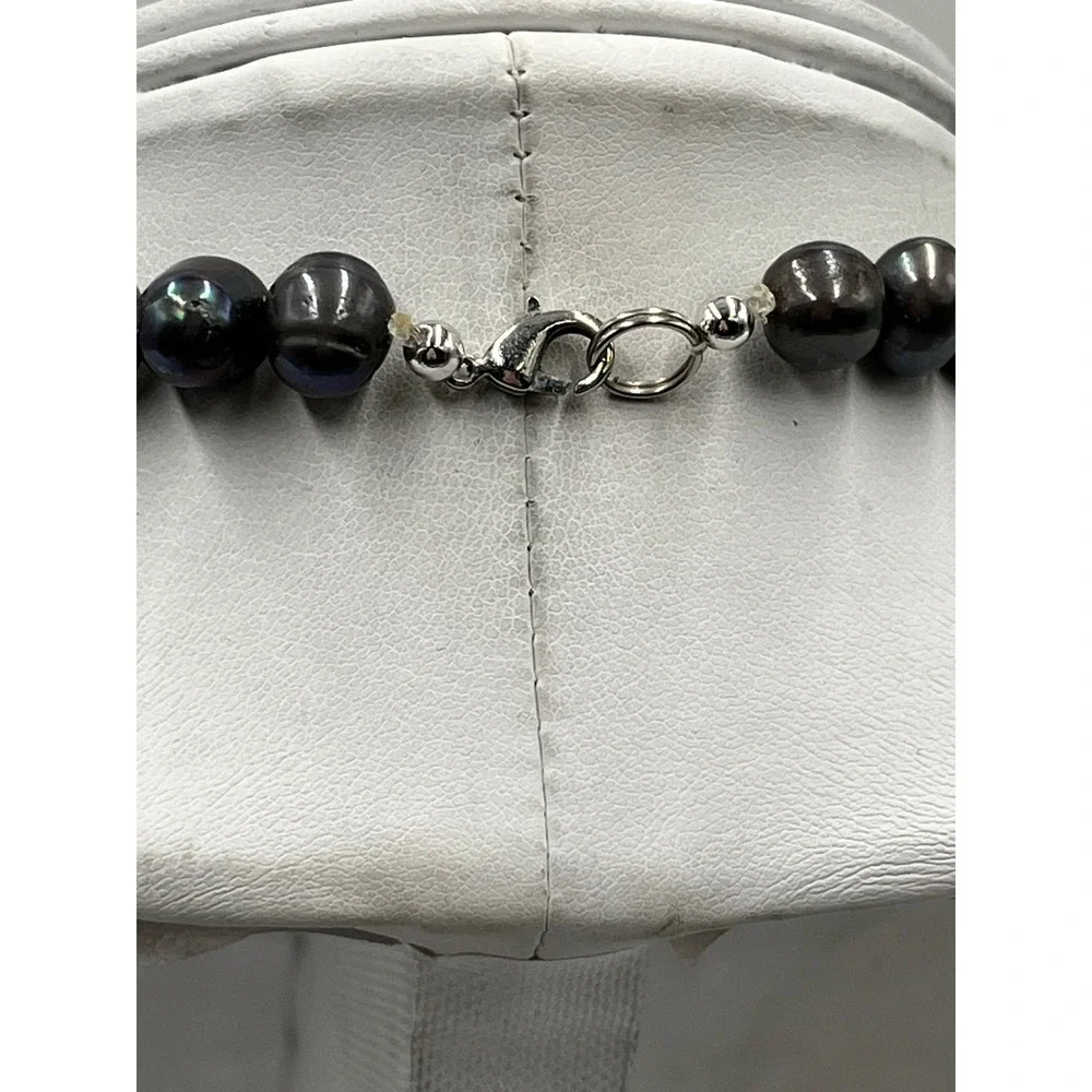 The Unbranded Brand these pearls